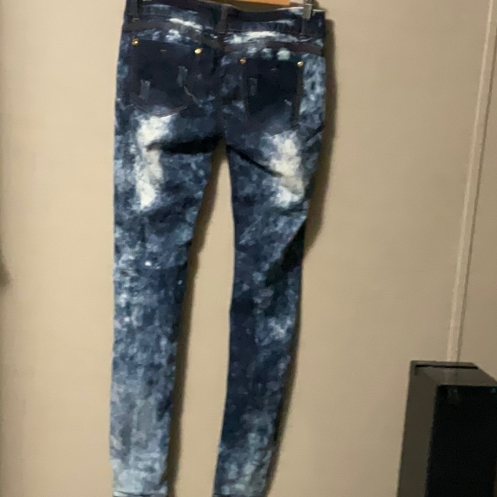 VIP Jeans - Picture 2 of 5